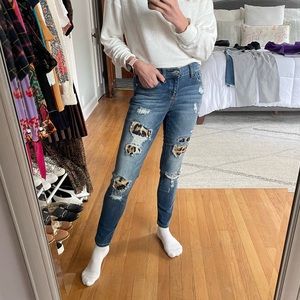Judy Blue Distressed Skinny Jeans with Animal Print Patches size 26